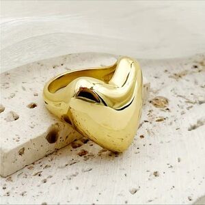 Heart dome ring